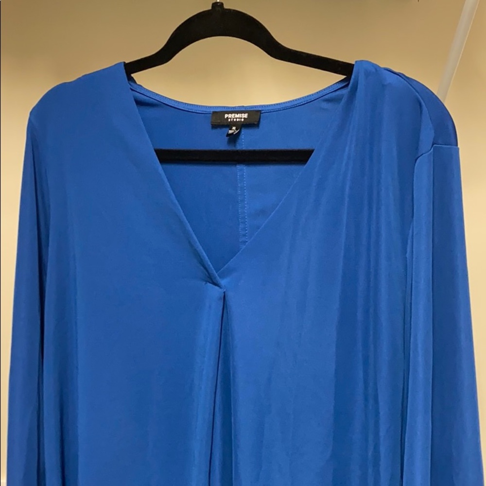 Blue blouse - Picture 3 of 3